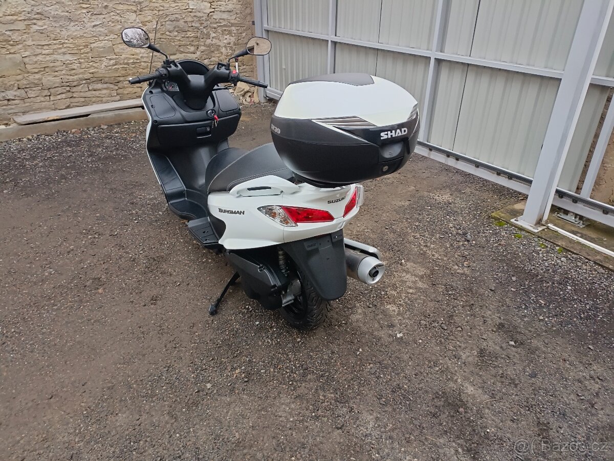 Suzuki Burgman 125i ABS rv. 2019 Cz doklady v ceně - 4