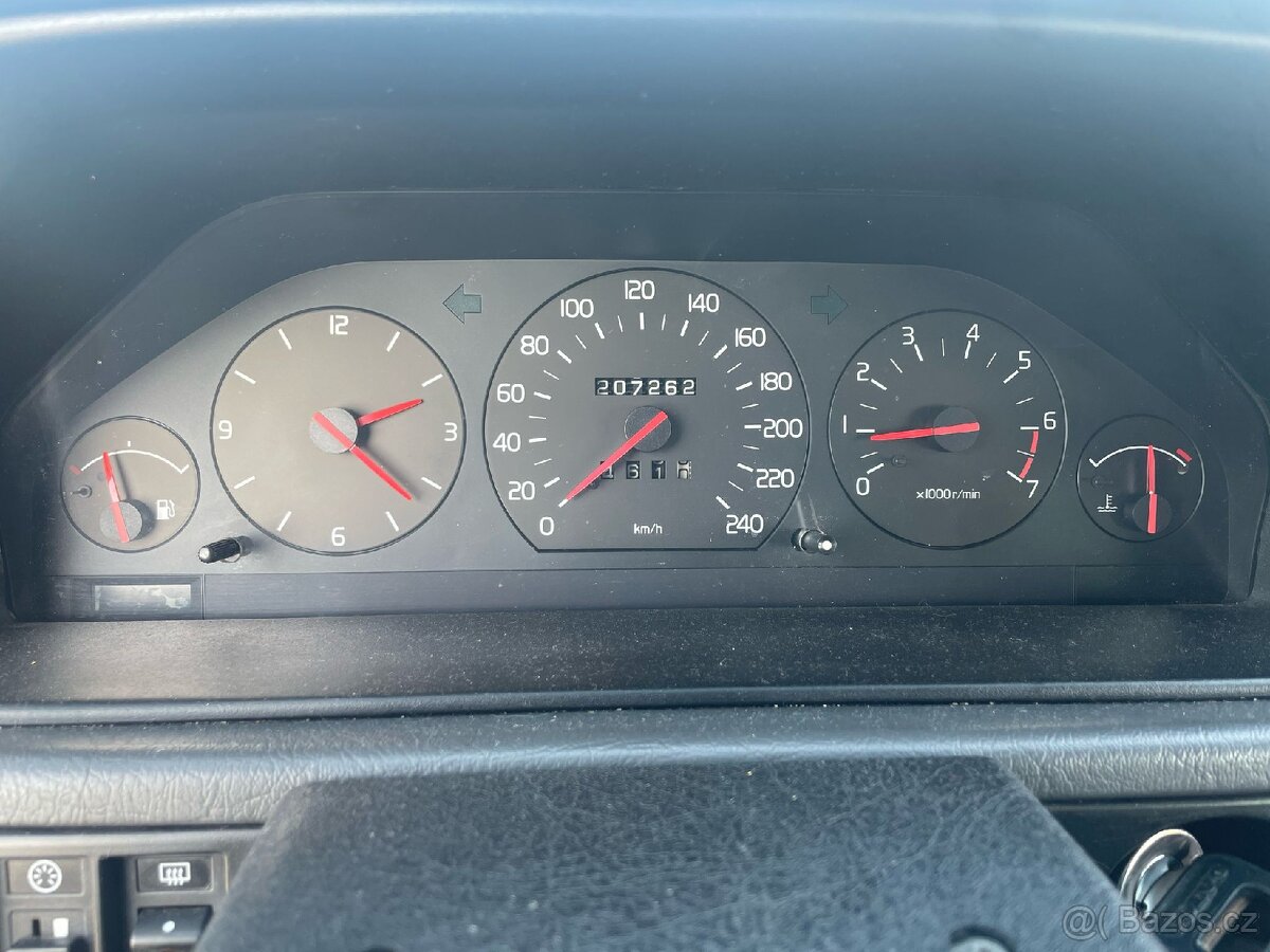 Volvo 940 2.3 96kW 1994 - 4