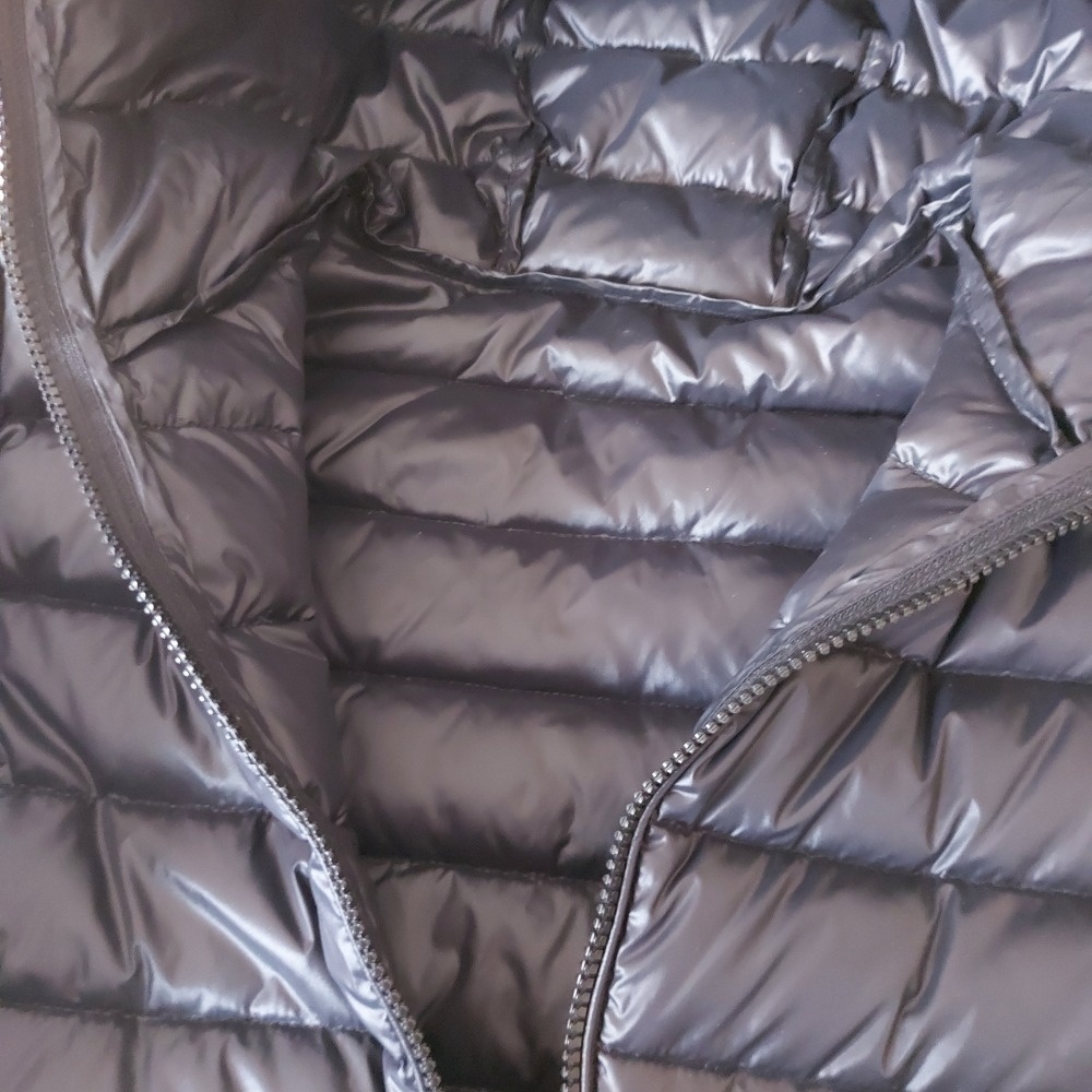 Lehká prošívaná bunda Armani - 4