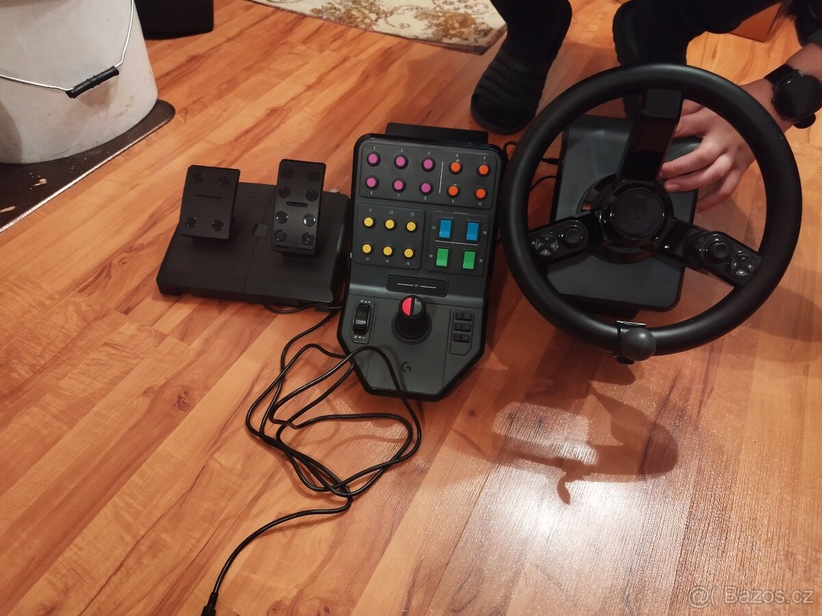 Hravý Equipment bundle. - 4