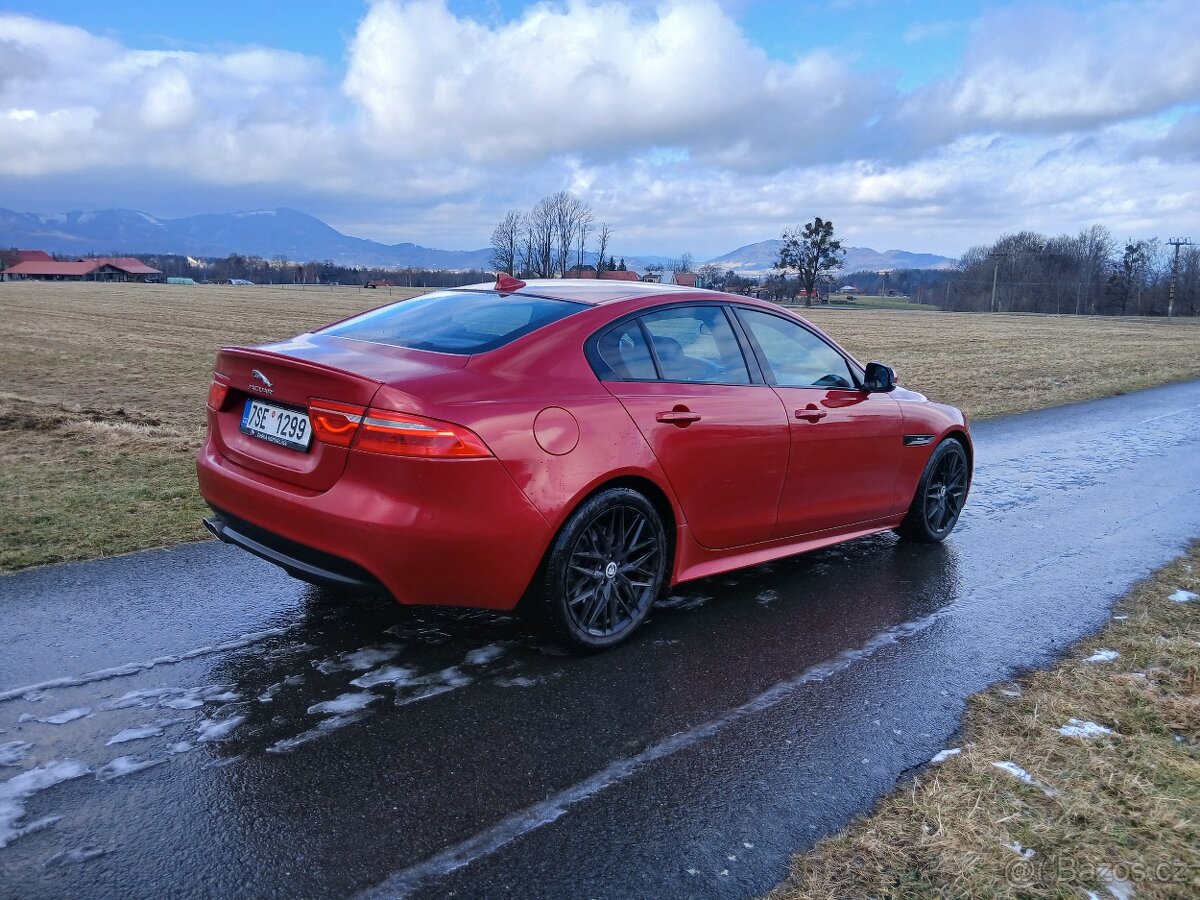 Jaguar xe 2.0d R-type - 4