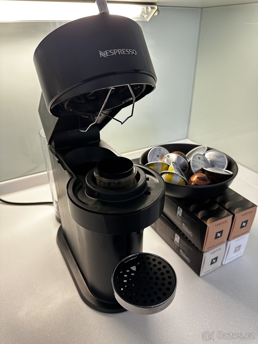 Nespresso Vertuo Next Black Premium - 4