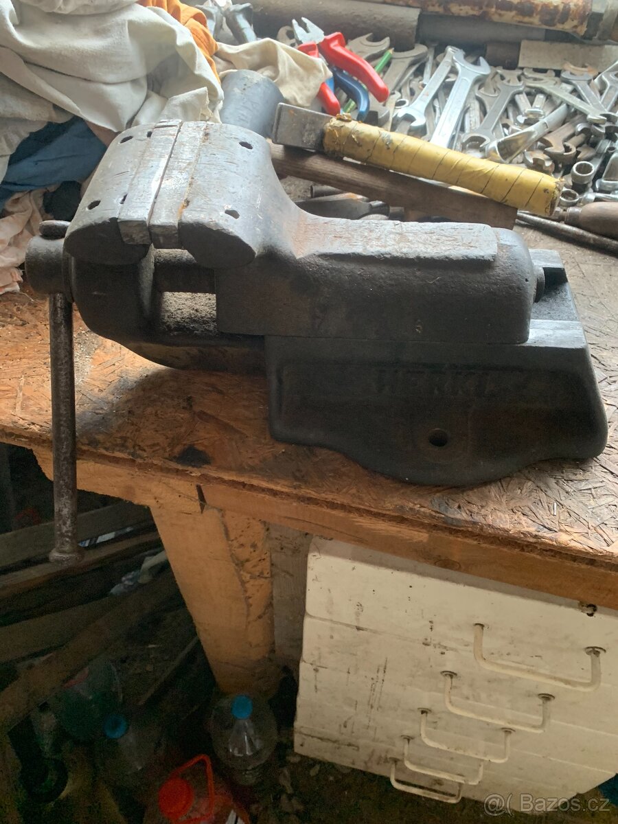 Stolní svěrák 100mm - 4