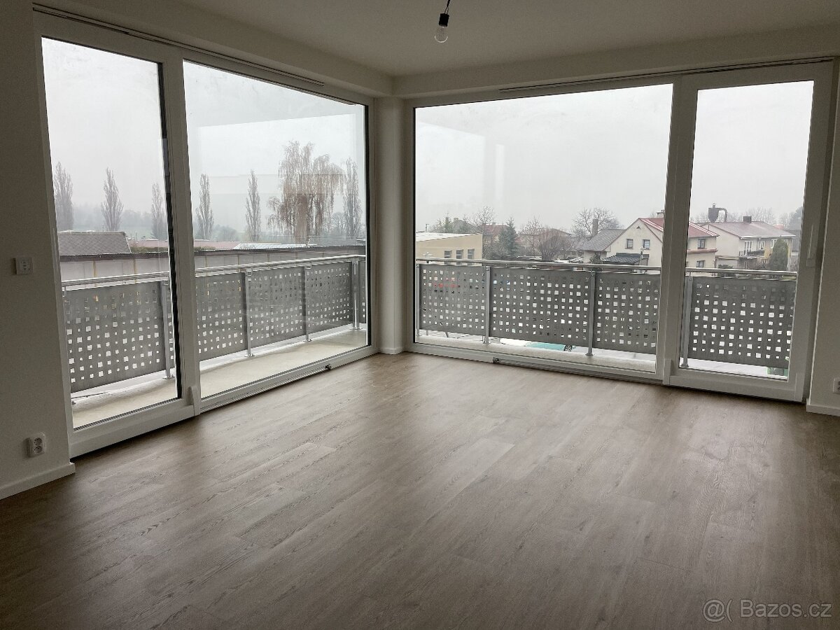 Novostavba 54m2 + terasa 13m2 + parking VACOV - 4