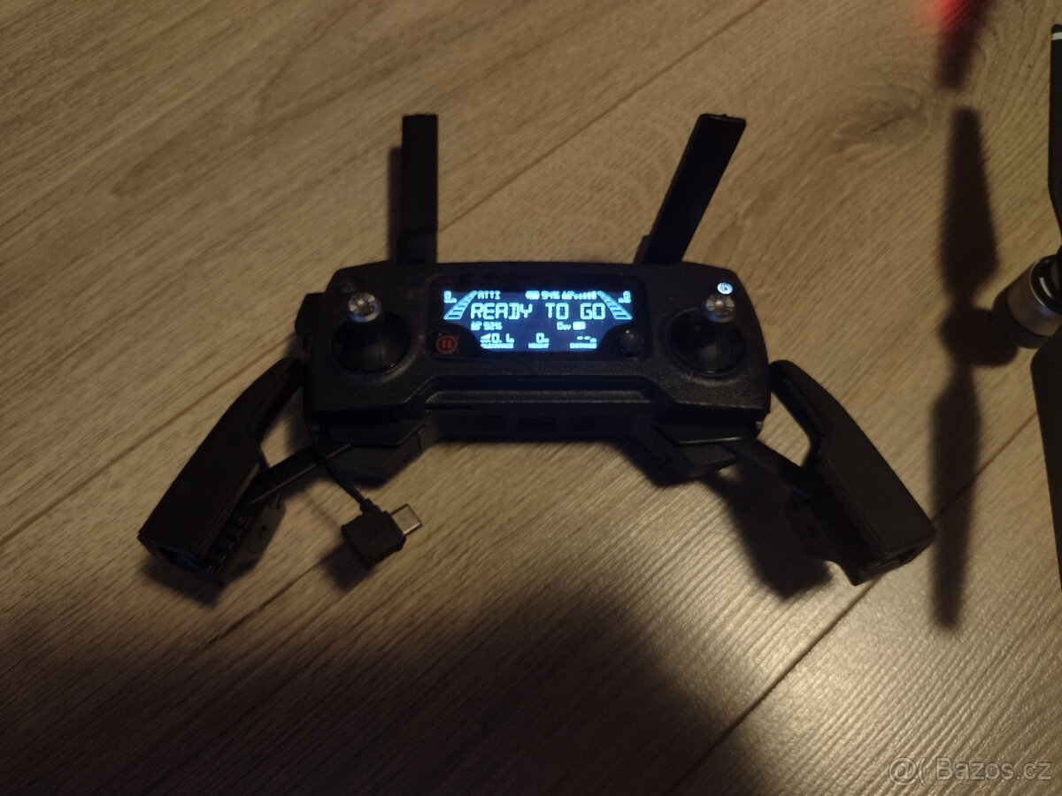 dron DJI Mavic Pro - 4