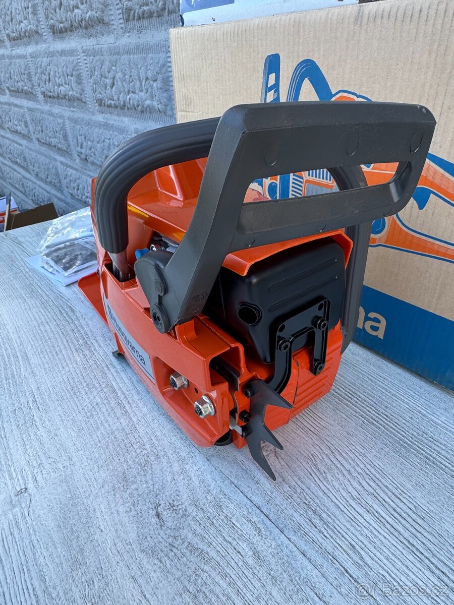 Husqvarna 272 XP , Nová motorová pila - 4