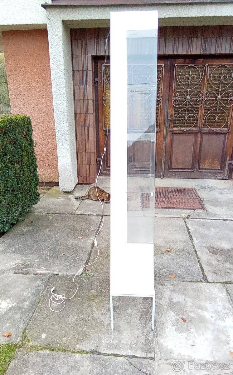 SKŘÍŇKA PLAST - 4