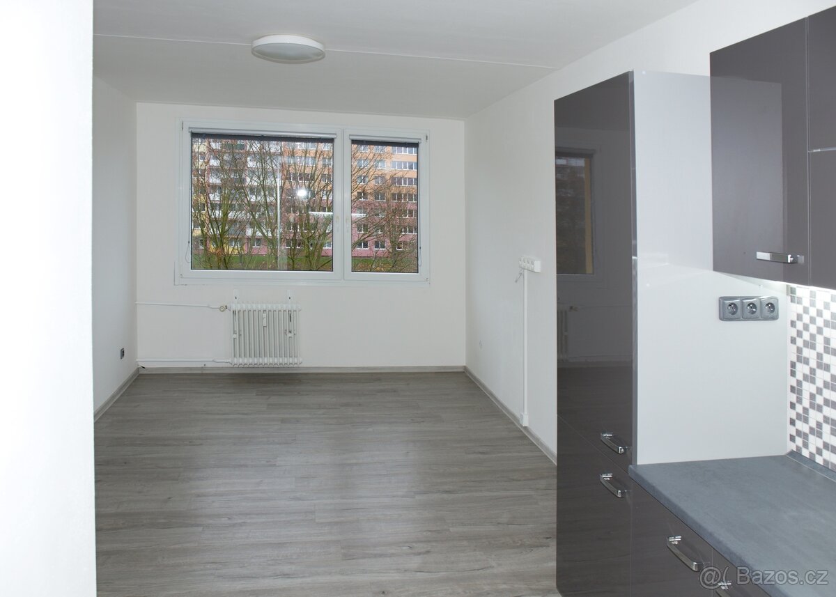 Pronájem bytu 2kk v Mostě, ulice F. L. Čelakovského - 4