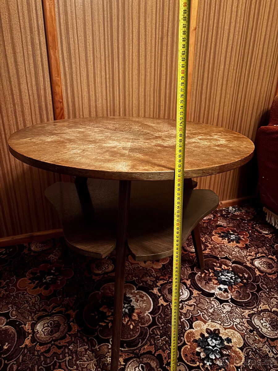 Konferenční stolek - 4