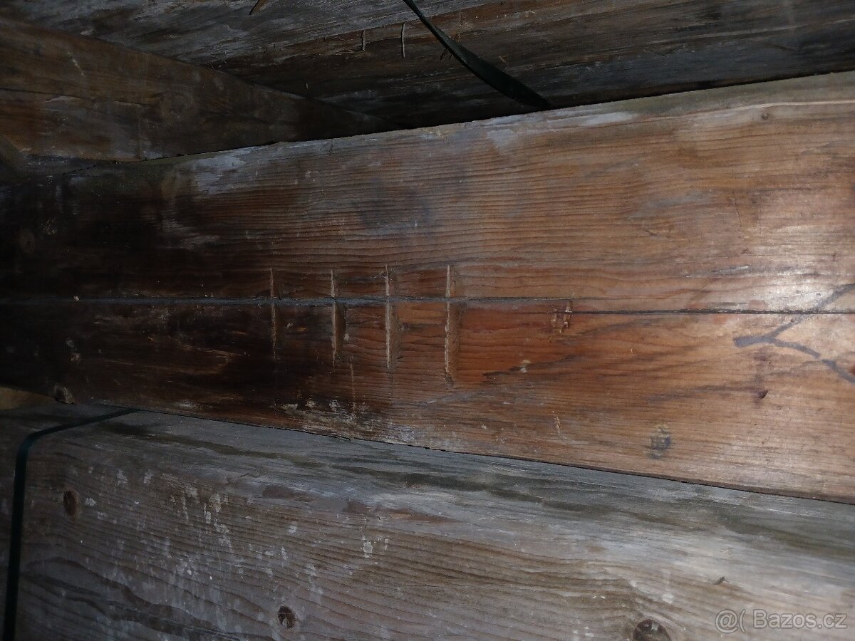 Tesaný trám, dřevěné trámy, historické trámy - 4