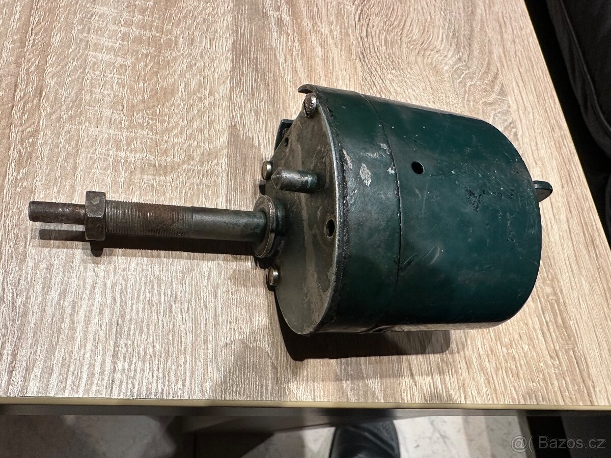 motorek stěrače - 4