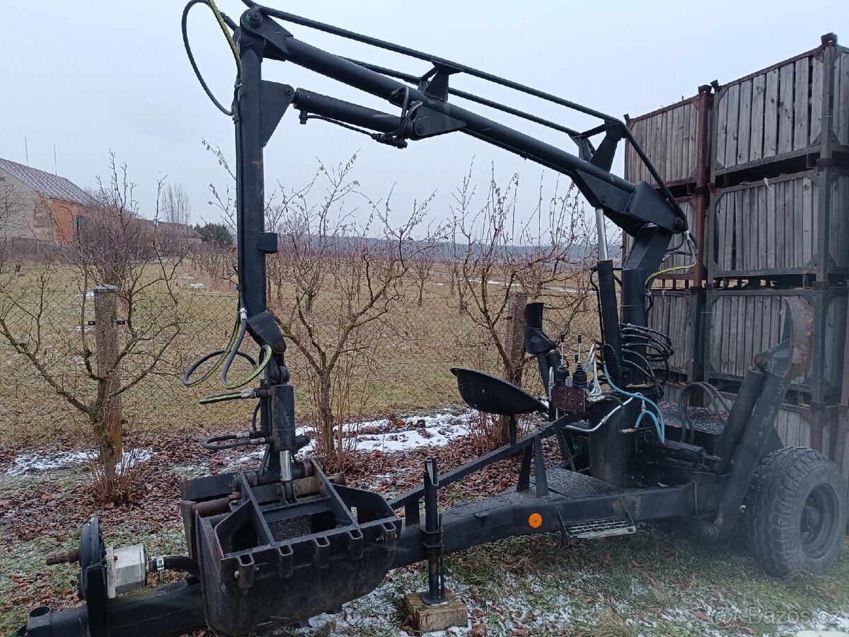 Nakladač UNHZ 500 - 4