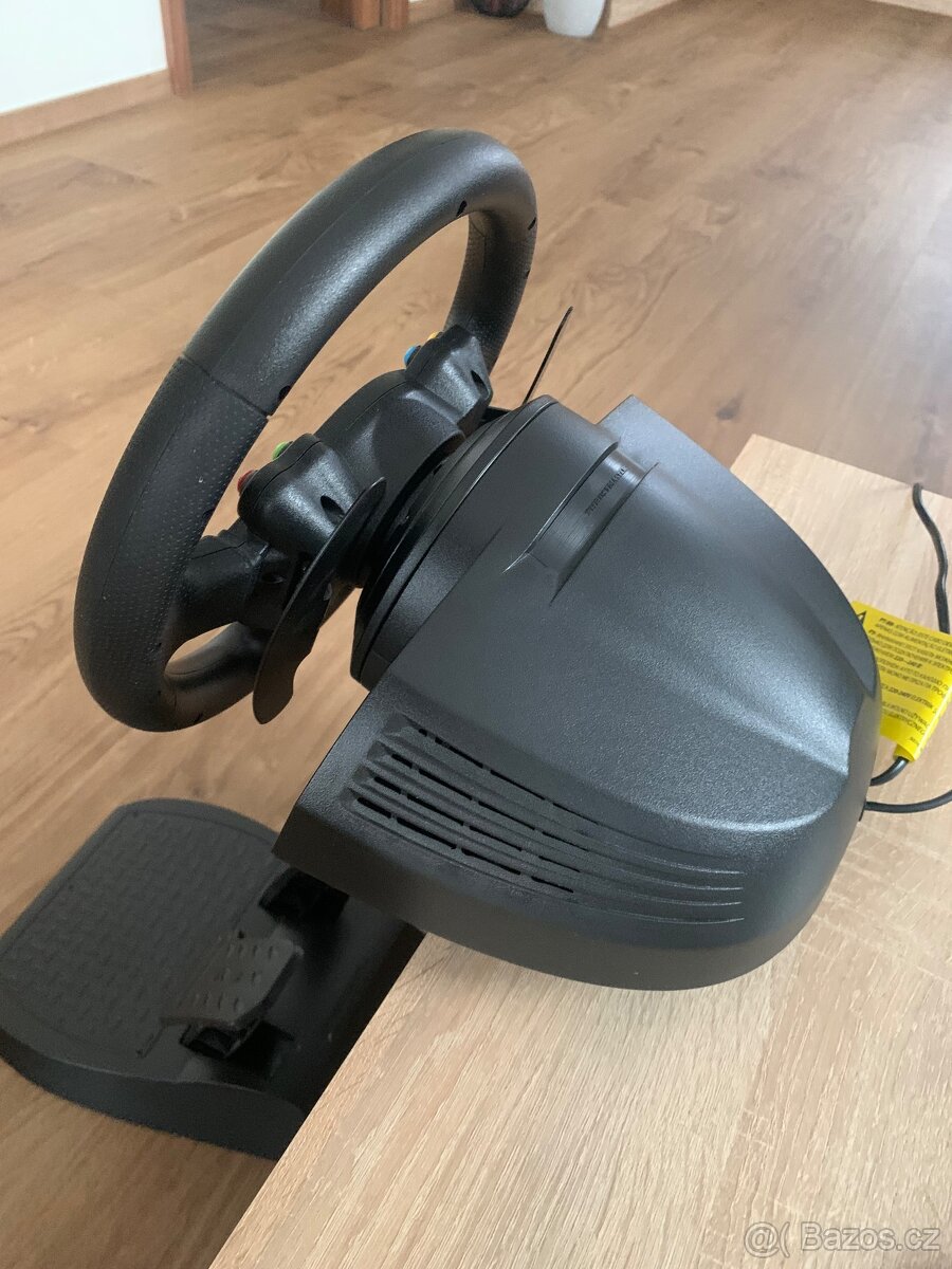 Prodám sadu volantu + pedály Thrustmaster - 4