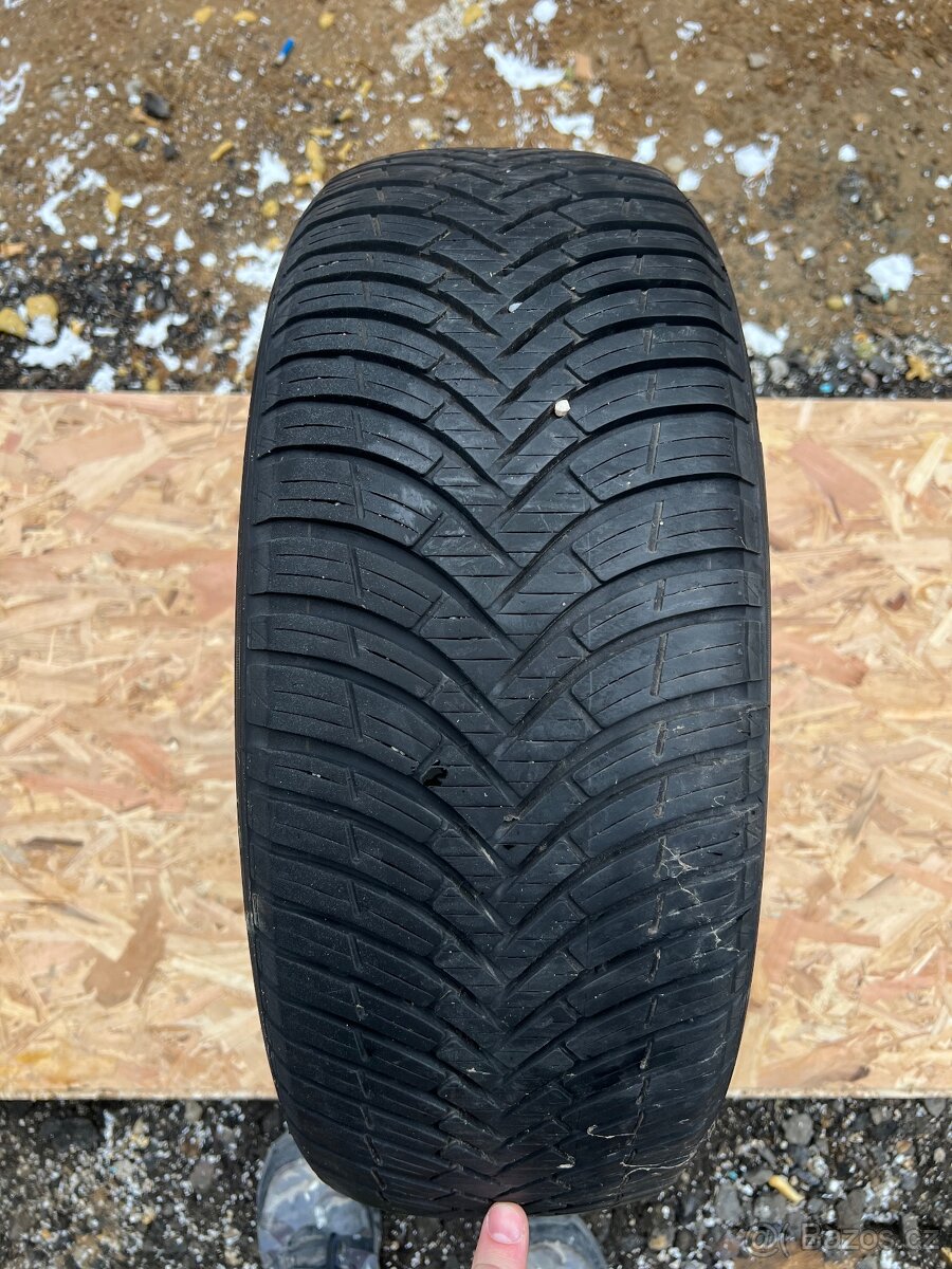 Celoročni pneu 205/55 R 16 - 4