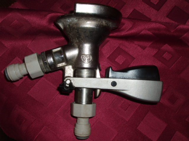 Keg sudy a naražeče, regulátor tlaku - 4