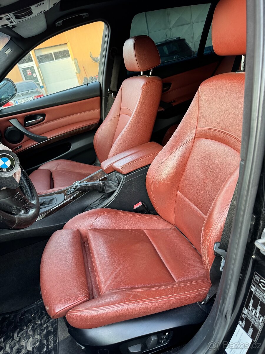 BMW E91 330d N57D30 LCi M-Paket blacksaphire dily - 4