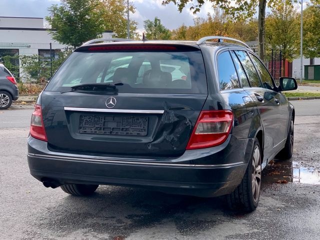 Mercedes-Benz C třída 200 CDI - 4