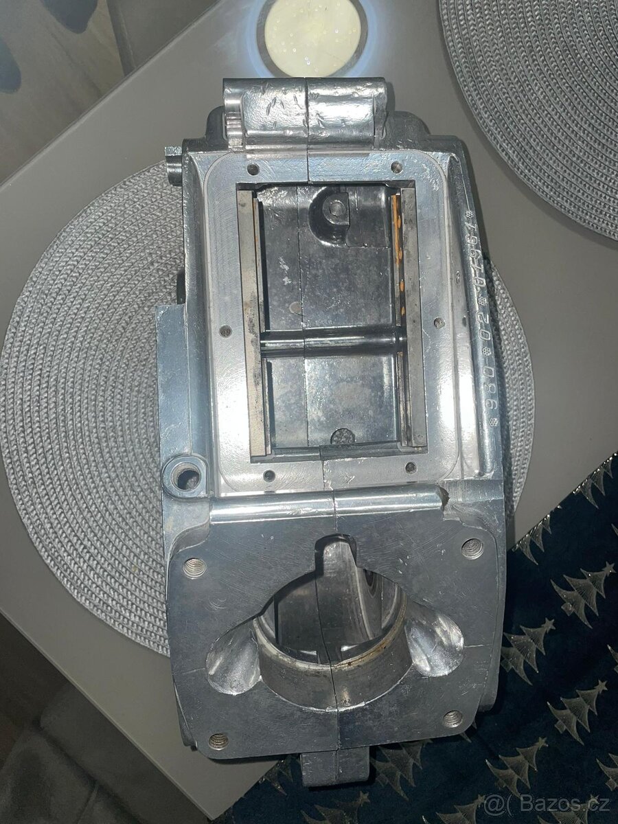 prodám díly čz, yamaha - 4