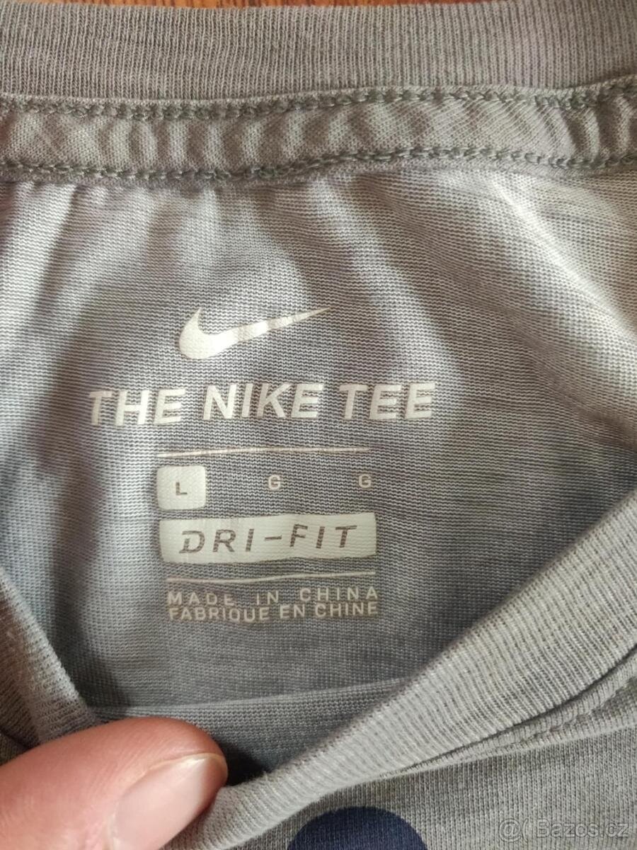 Nike PSG „Parc des Princes“ tričko (vel. L) – výborný stav - 4