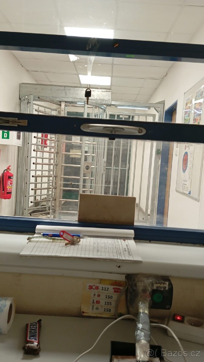 Vrátný,vratná - 4