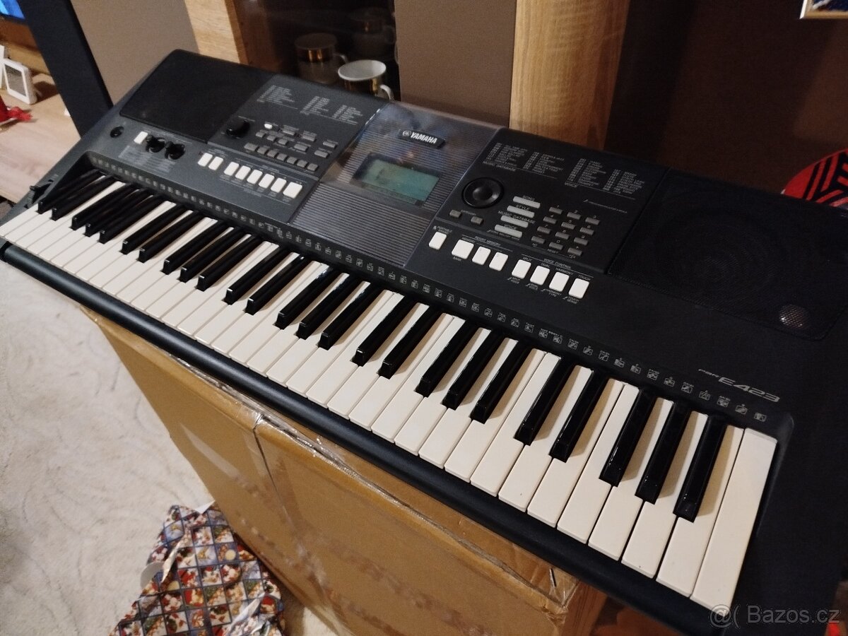 Klávesy Yamaha PSR E.420 - 4