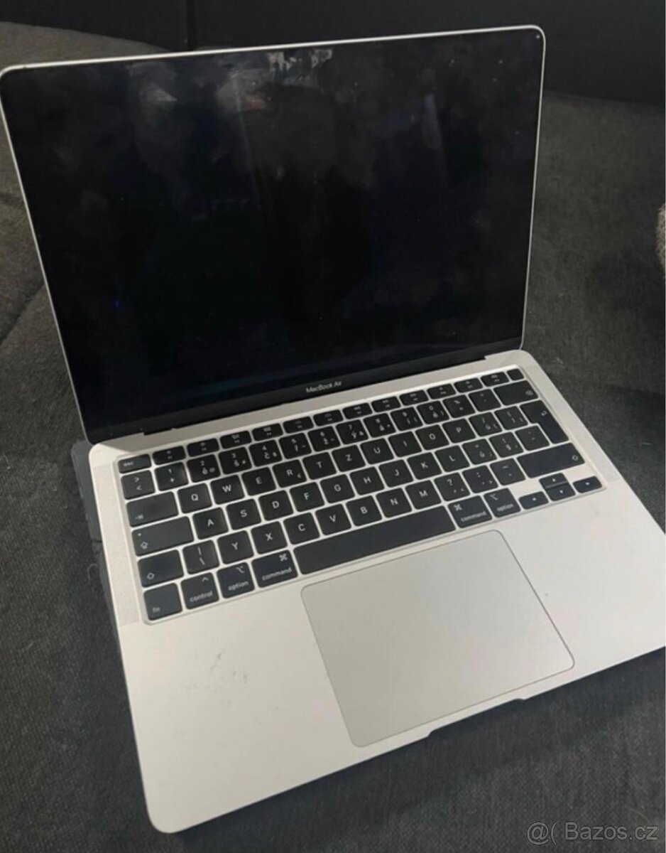 Macbook air13/2020 na díly - 4