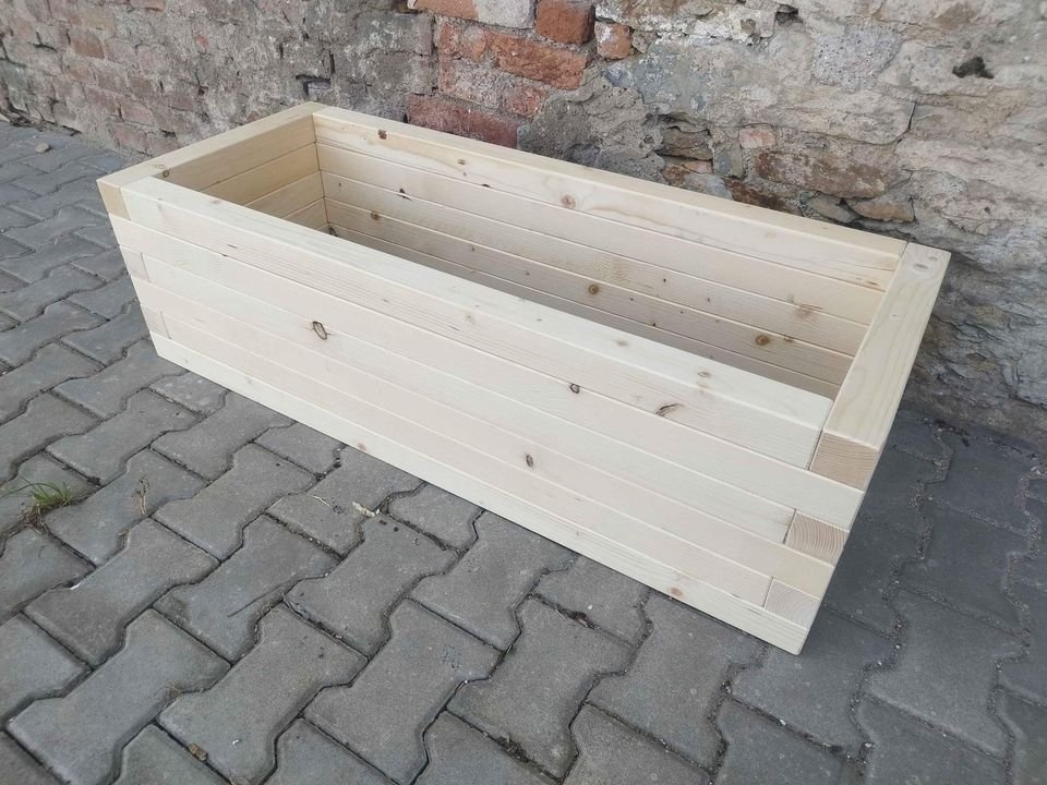 Vyvýšené záhony z masivu - 4