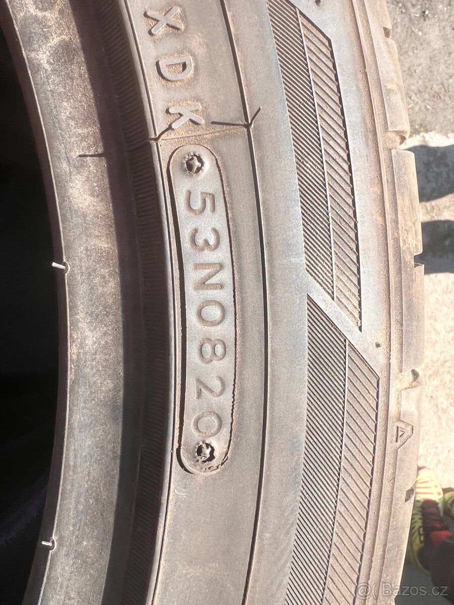 295/40 R20 Toyo - 4