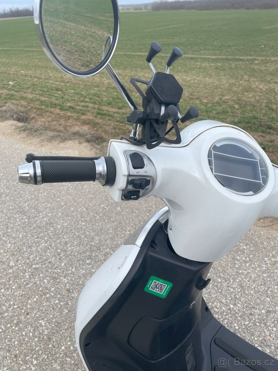 Elektrický skůtr blinkee.city nebo hecht citis - 4