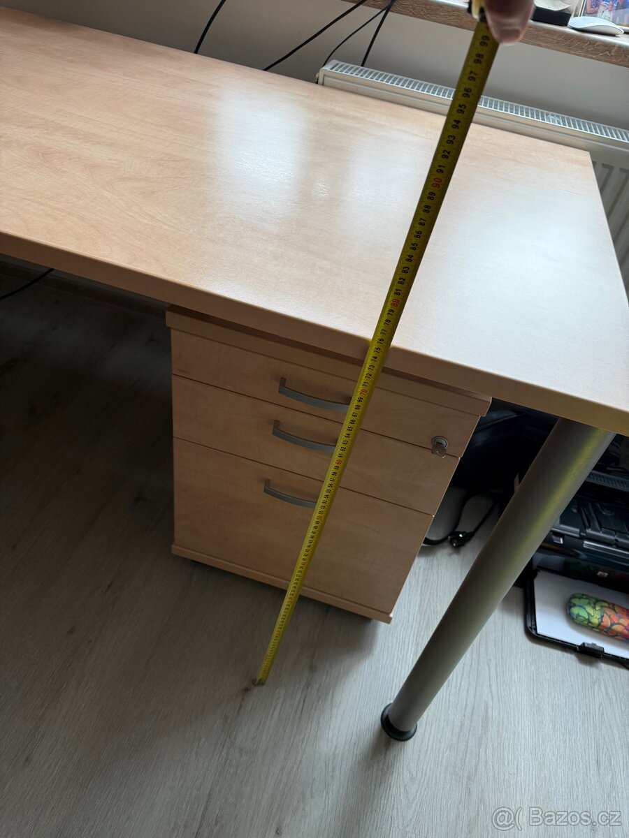 Rohový kancelářský psací stůl s kontejnerem - 4