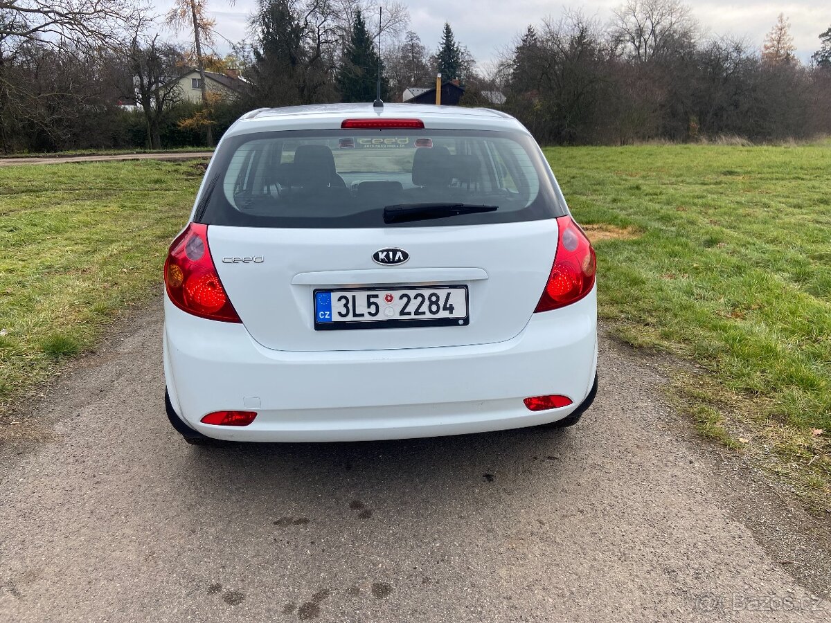 KIA CEED 1,4 CVVT Active+ (80kW - 109 koní) - 4