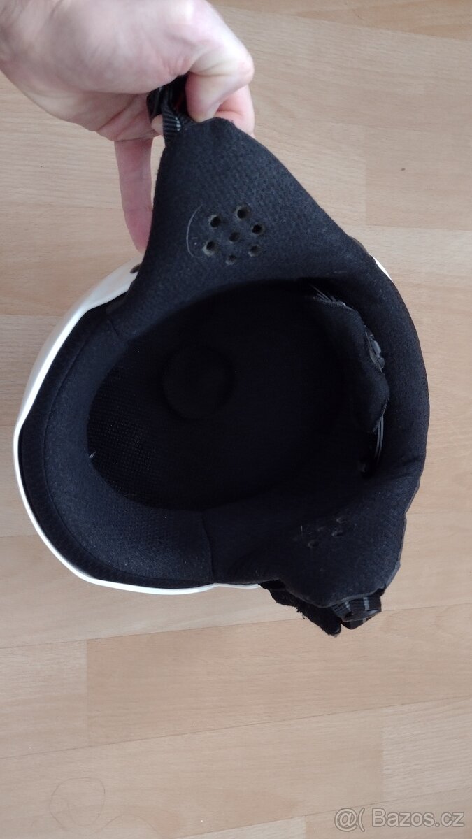 Lyžařská helma UVEX vel. S/M - 4