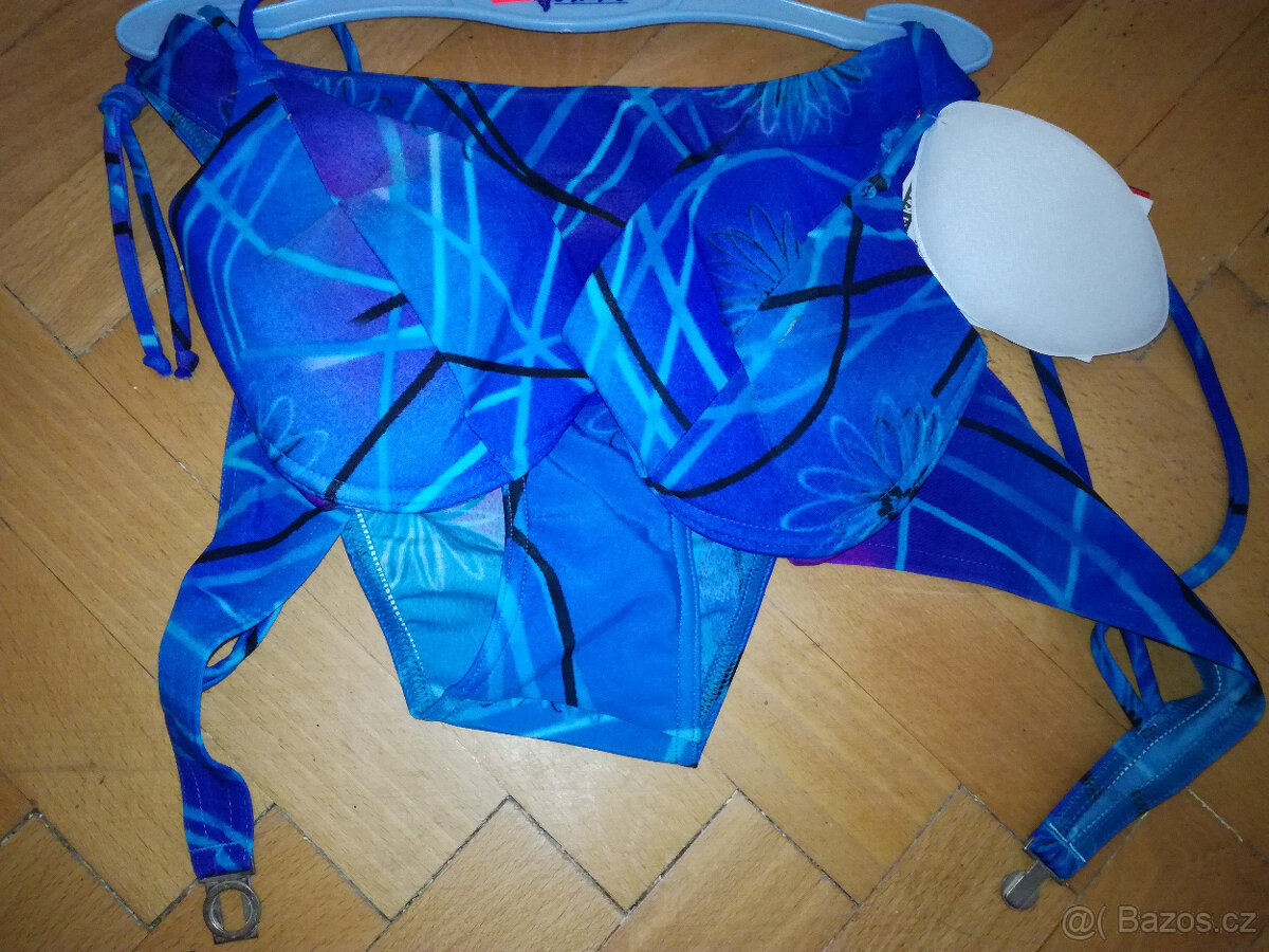 Dvoudílné dámské plavky různé druhy - 4