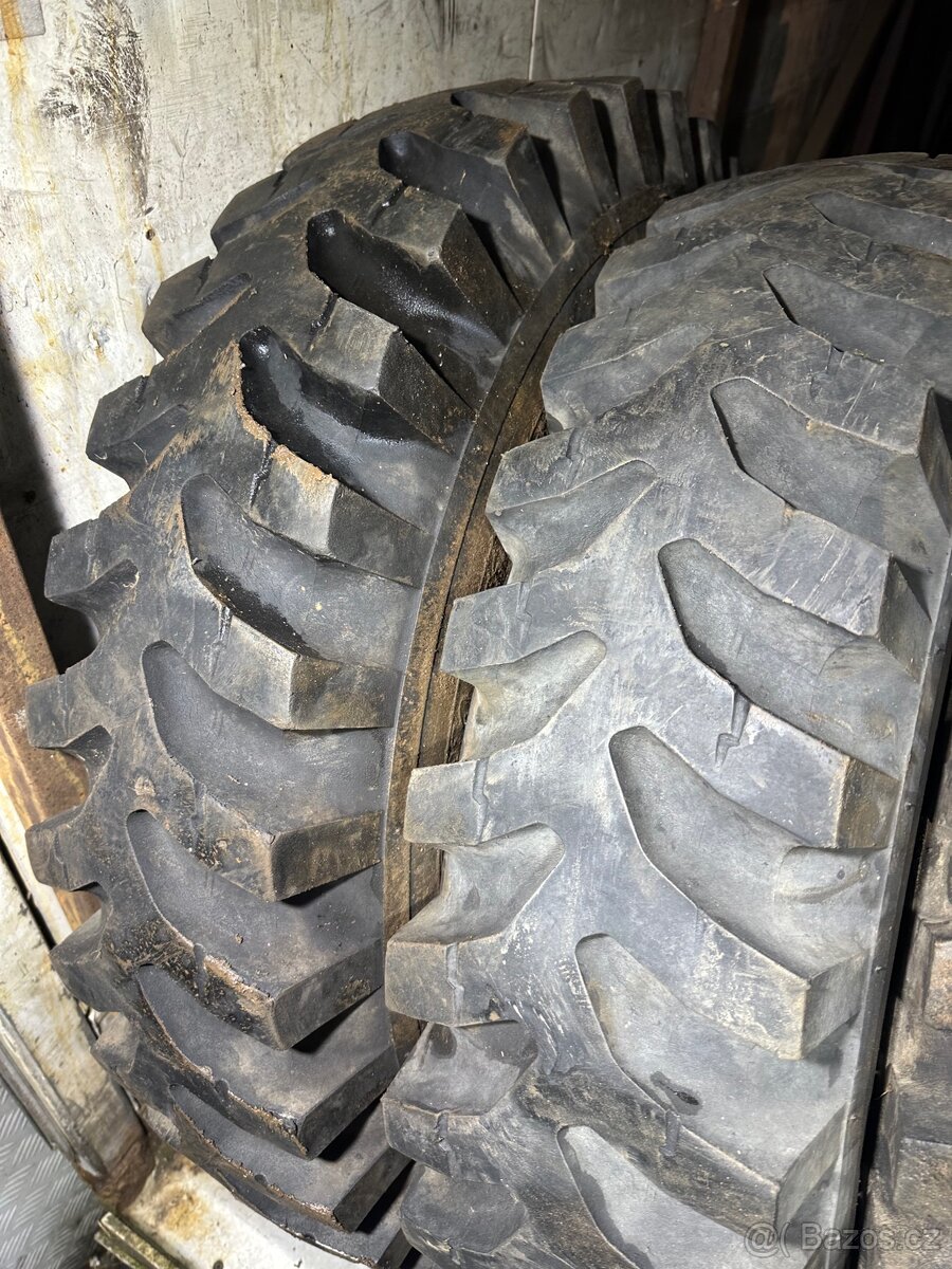 Pneu Praga V3S 8,25-20 Barum - 4