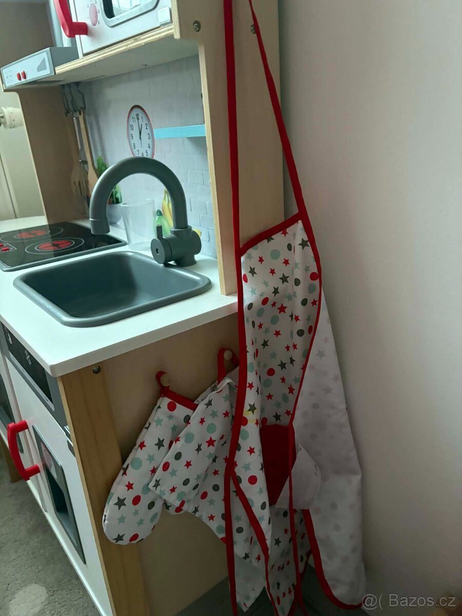 dětská dřevěná kuchyňka - 4