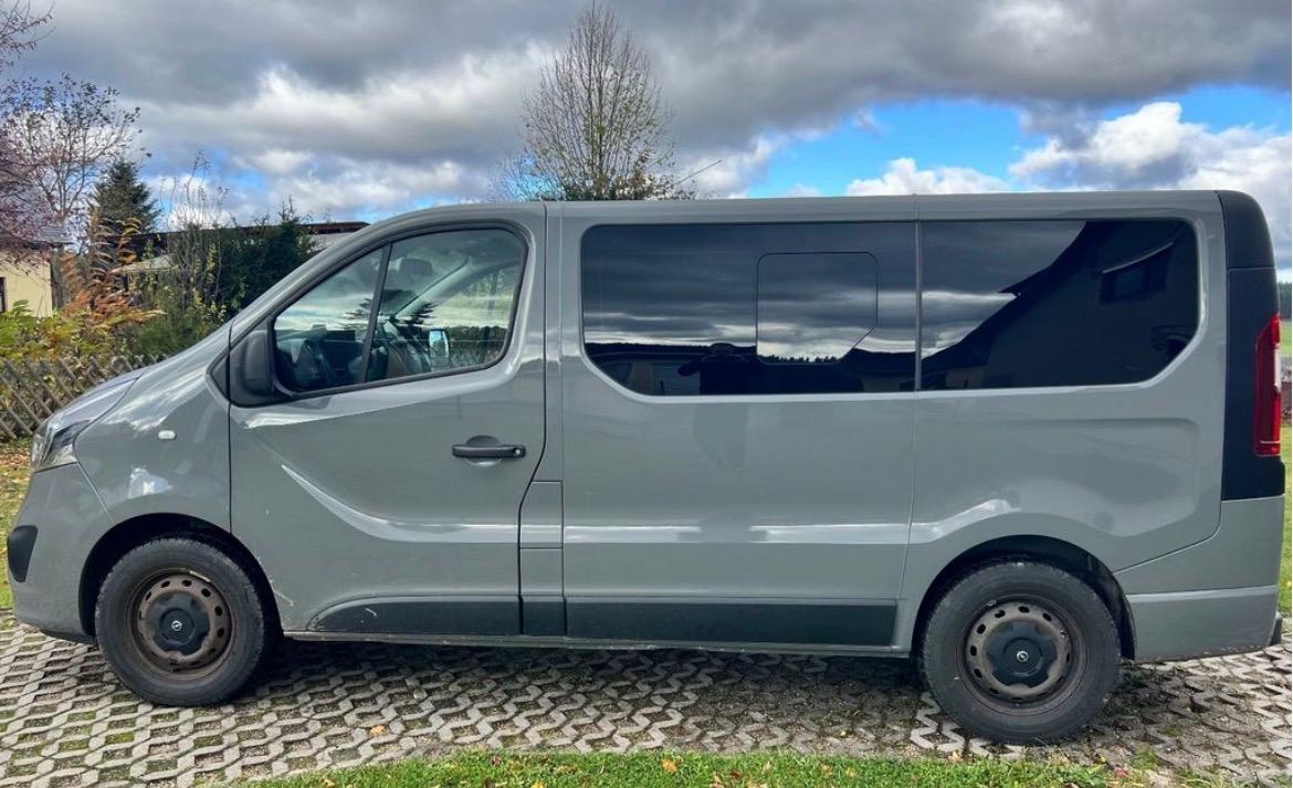 Prodám Opel Vivaro 1.6CDTI 92KW - KLIMATIZACE - 4