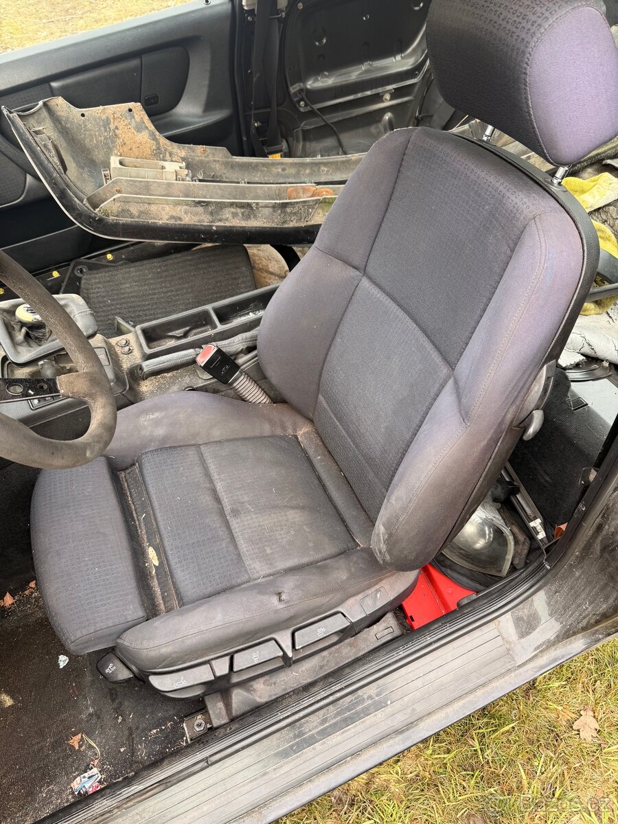 BMW compact 1.8 tds. DÍLY - 4