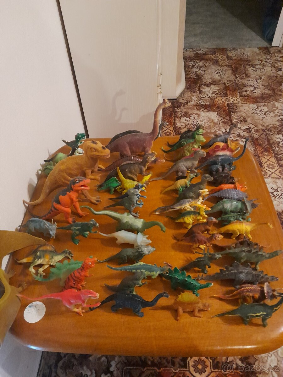 figurky dinosaurus - 4