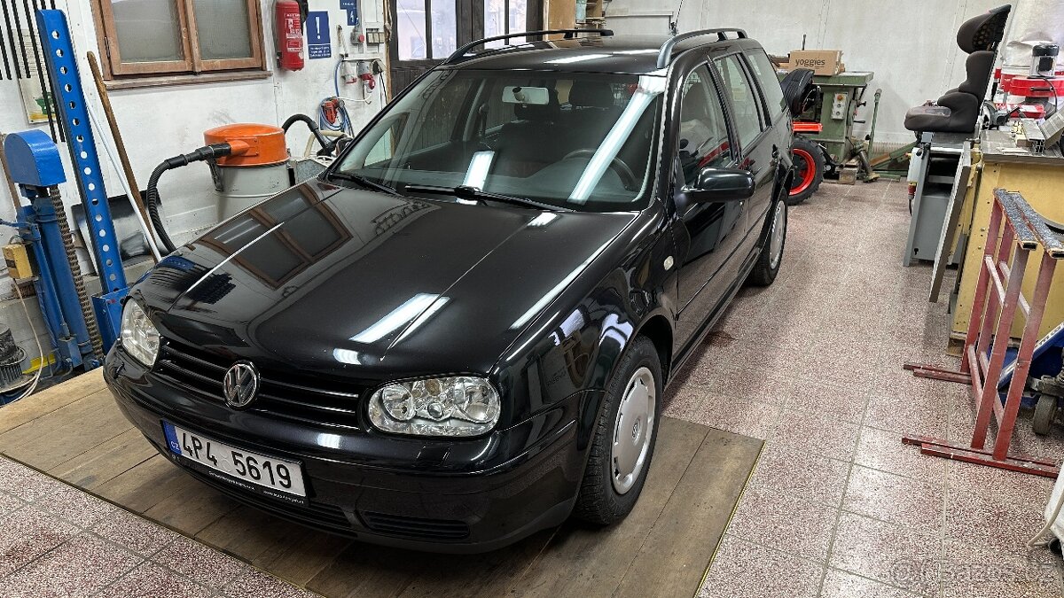 VW Golf 4 Variant 1.6 SR r.v. 2000 - 4