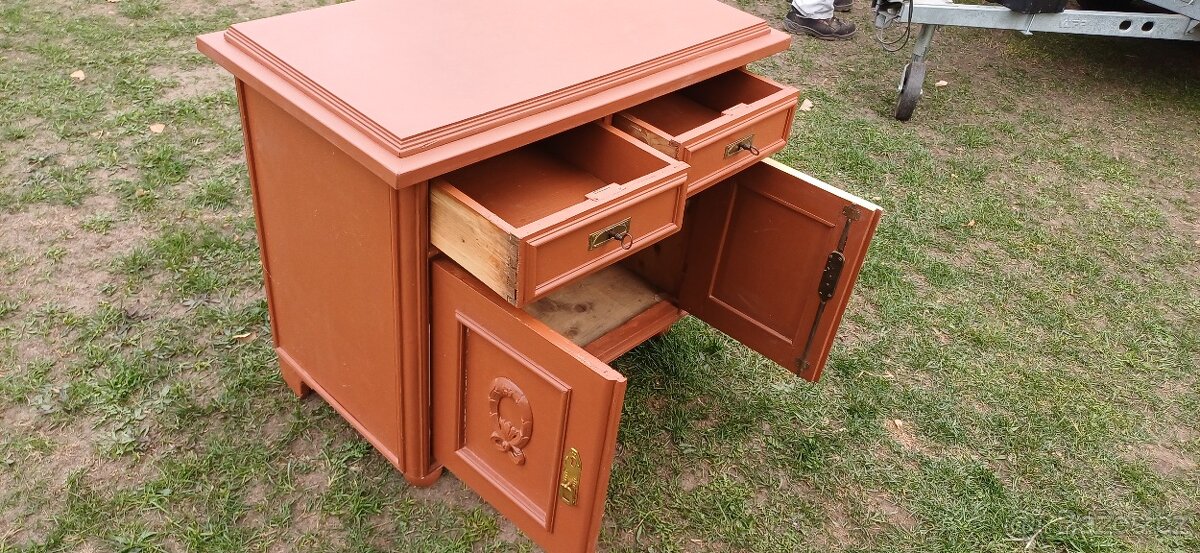 Komoda + noční stolek - 4