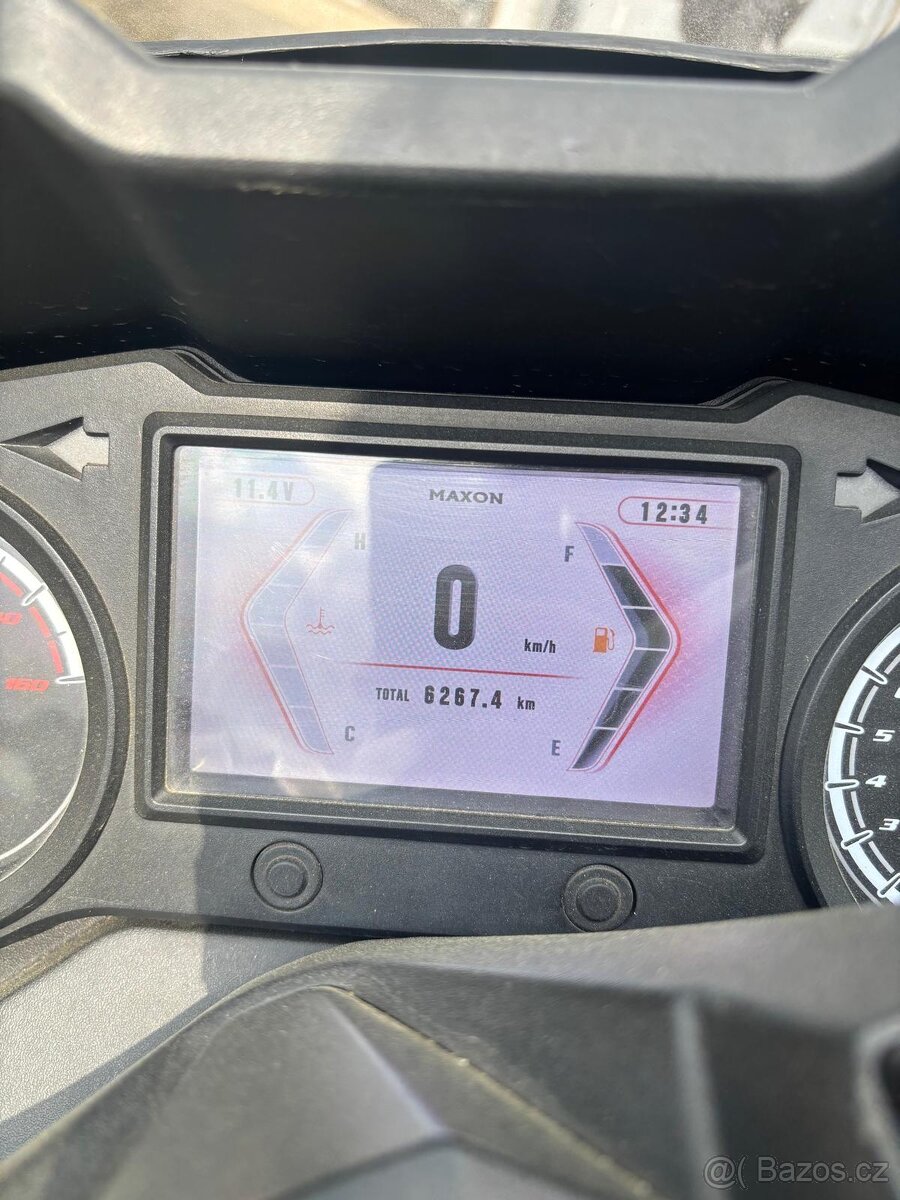 Maxon Discover 300 - 4