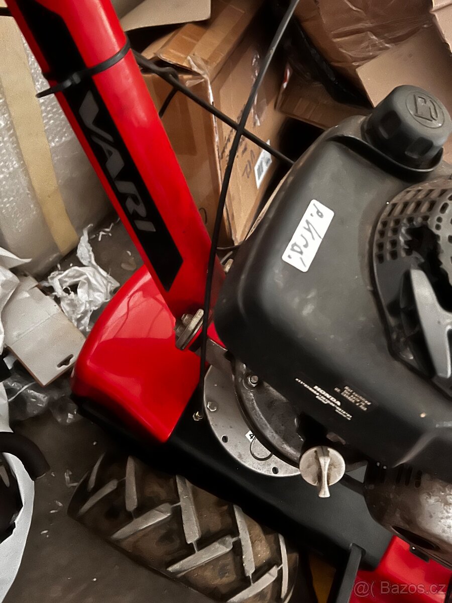 Vari BDR 650 V s příslušenstvím po servise v Agrozetu - 4