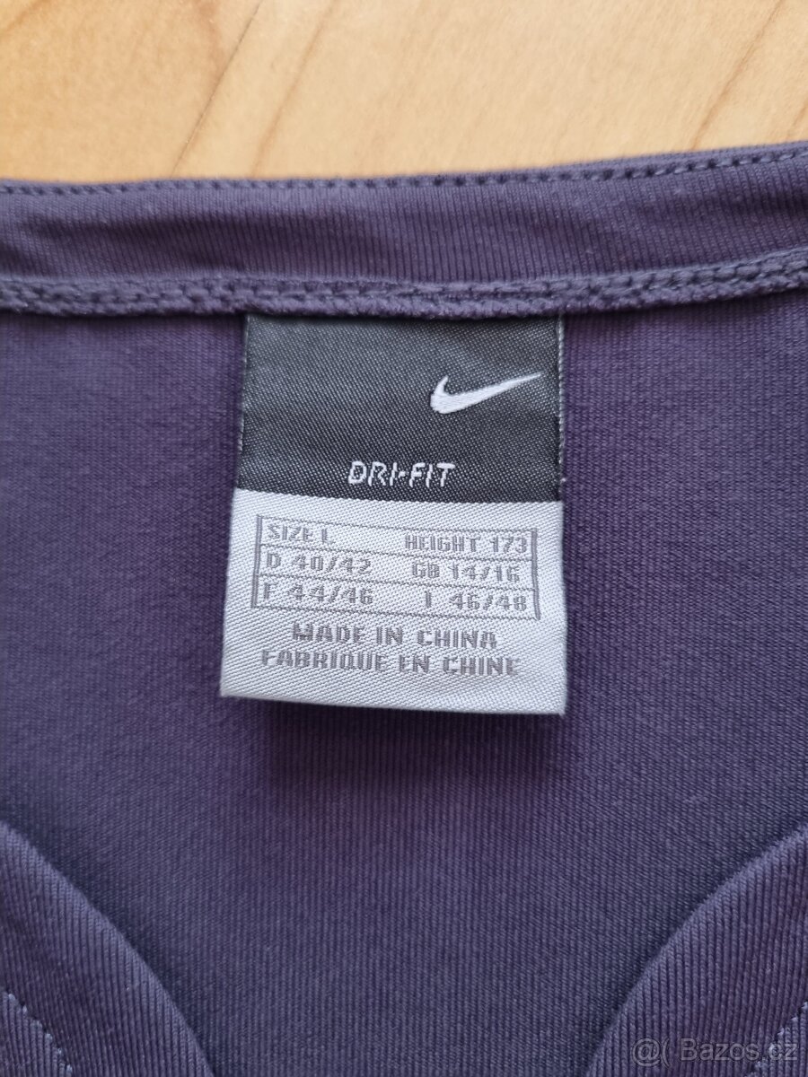 Dámské sportovní tílko NIKE - 4