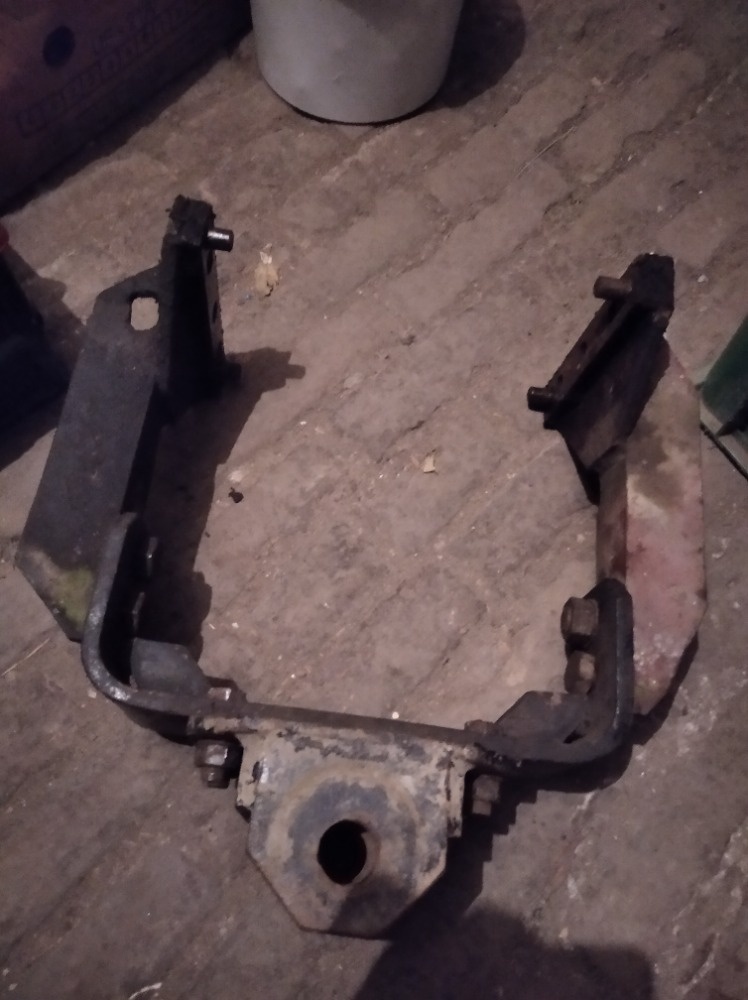 Prodám originál etážový závěs na ZETOR25 - 4