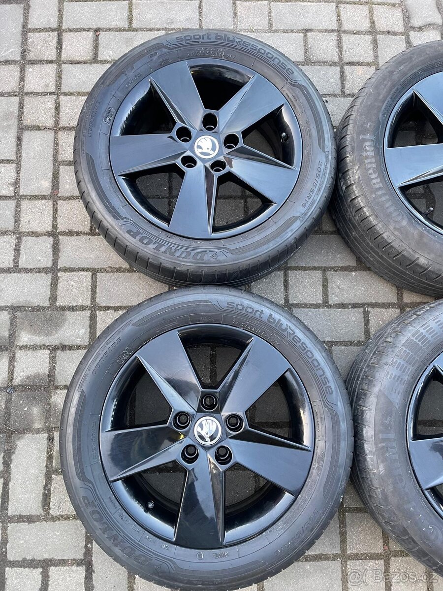 ORIGINÁL Alu Škoda ILIAS R16, 5x112 - TOP, LETNÍ - 4