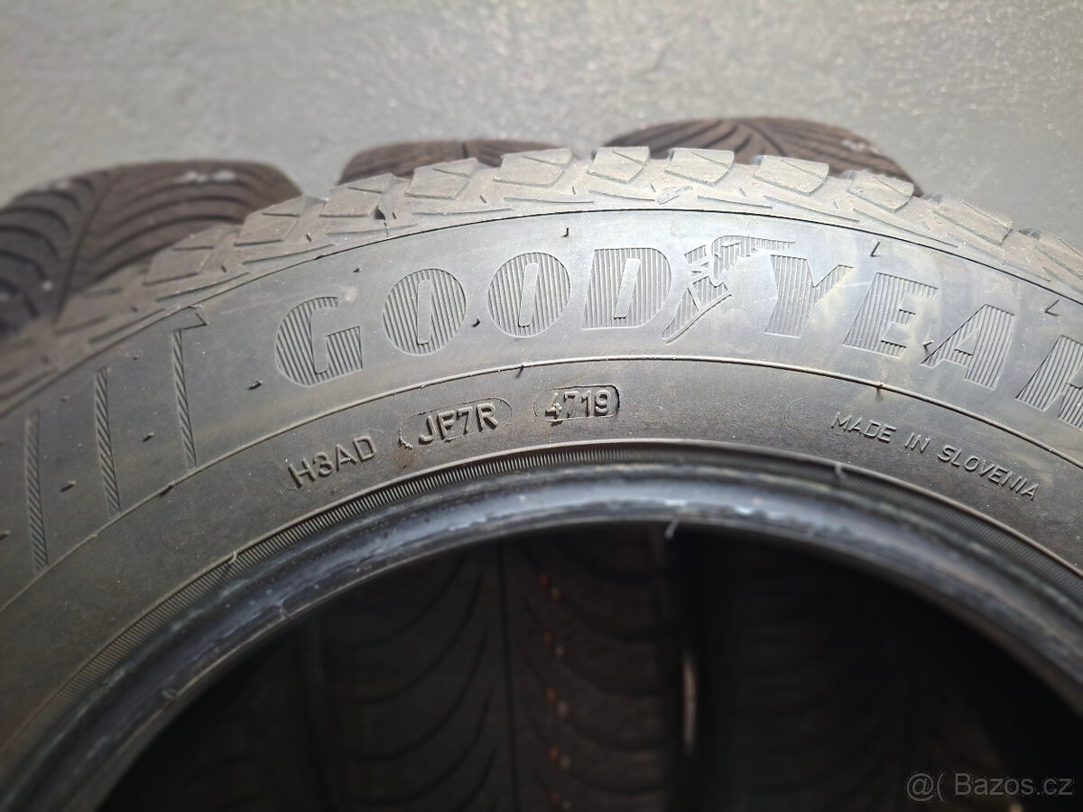 CELOROČNÍ PNEU GOODYEAR 185/65R15 88T - 4