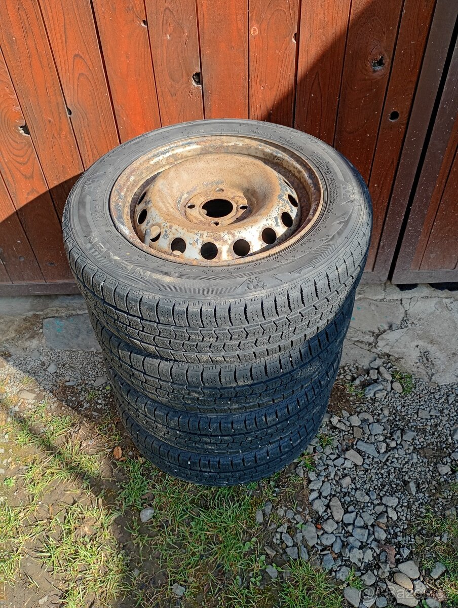 Prodám 165/70R14C Nexen zimní - 4