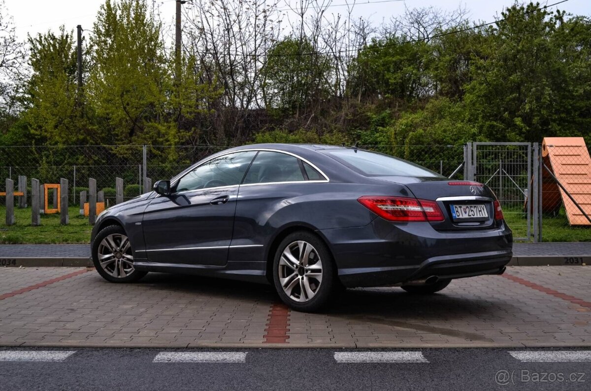 Mercedes Benz E 350 CGI coupe - 4