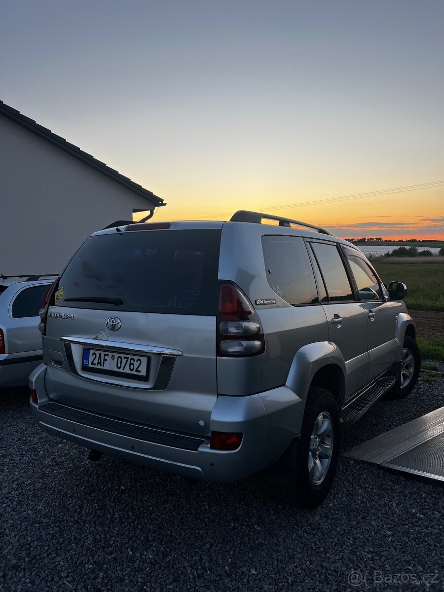 Toyota Land cruiser 120 Prado