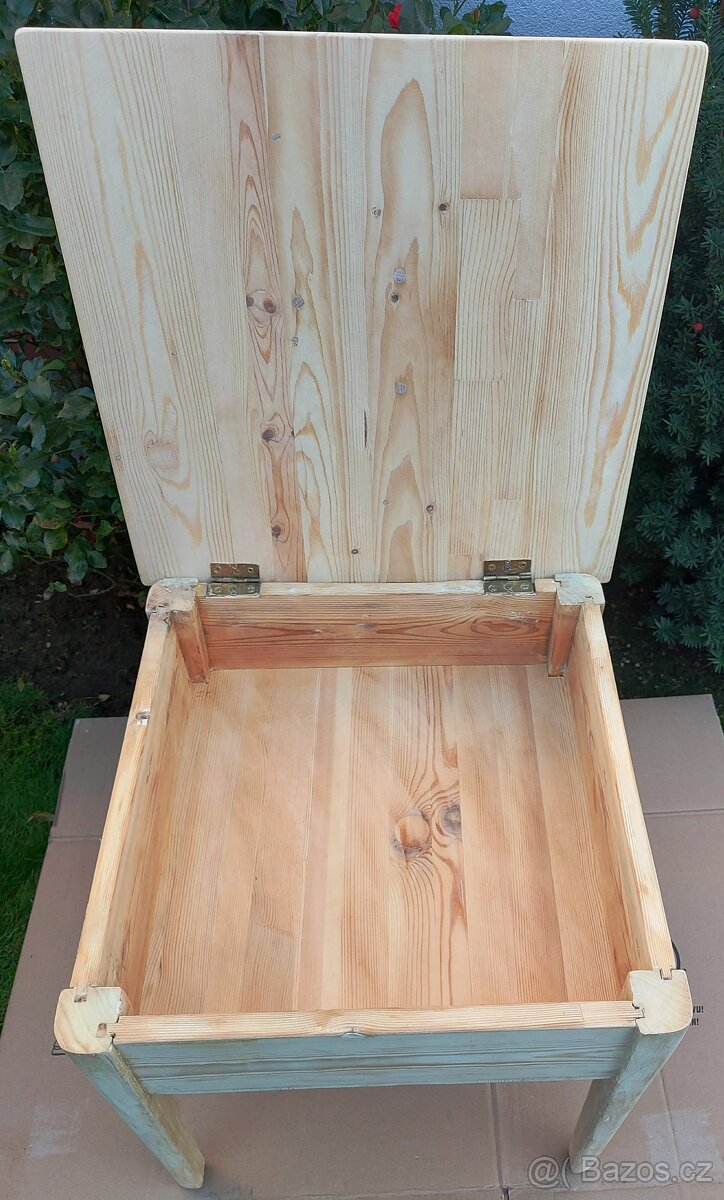 Stolička (štokrle) renovovaná 47x47x50cm - 4